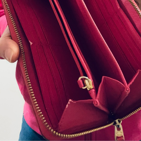 Coach Zip-Around Wallet Pink & Logo π Classic Logo with Barbie Pink! - Picture 5 of 8